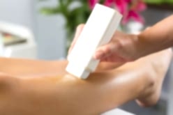 В чём отличия восковой и биоэпиляции