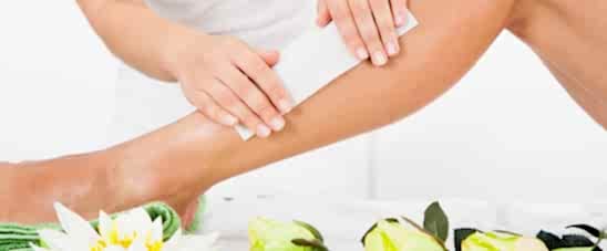 Эпиляция бикини воском