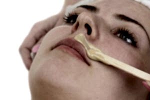 Шугаринг на лице